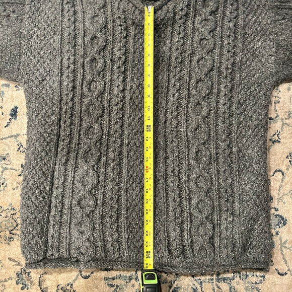 Ishka Grey Wool Fisherman Style Vintage Sweater/EUC/ made in Ecuador/ one size - Picture 5 of 8